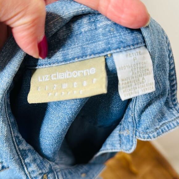 Liz Claiborne Liz Wear Vintage Denim Button Down Shirt - Picture 5 of 5